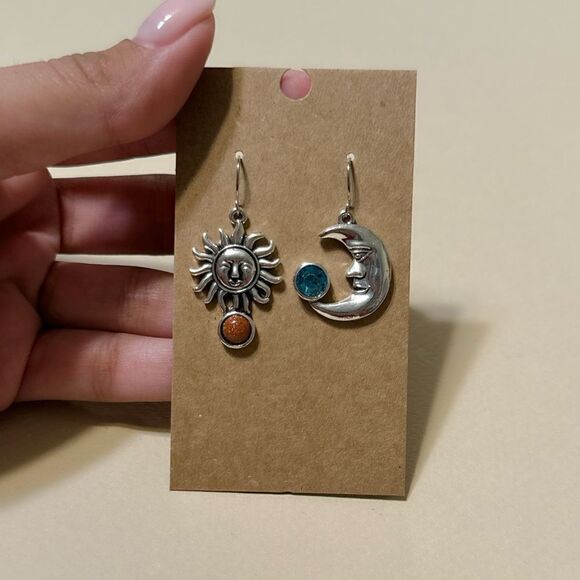 Boho moon earrings N769 - Picture 5 of 5